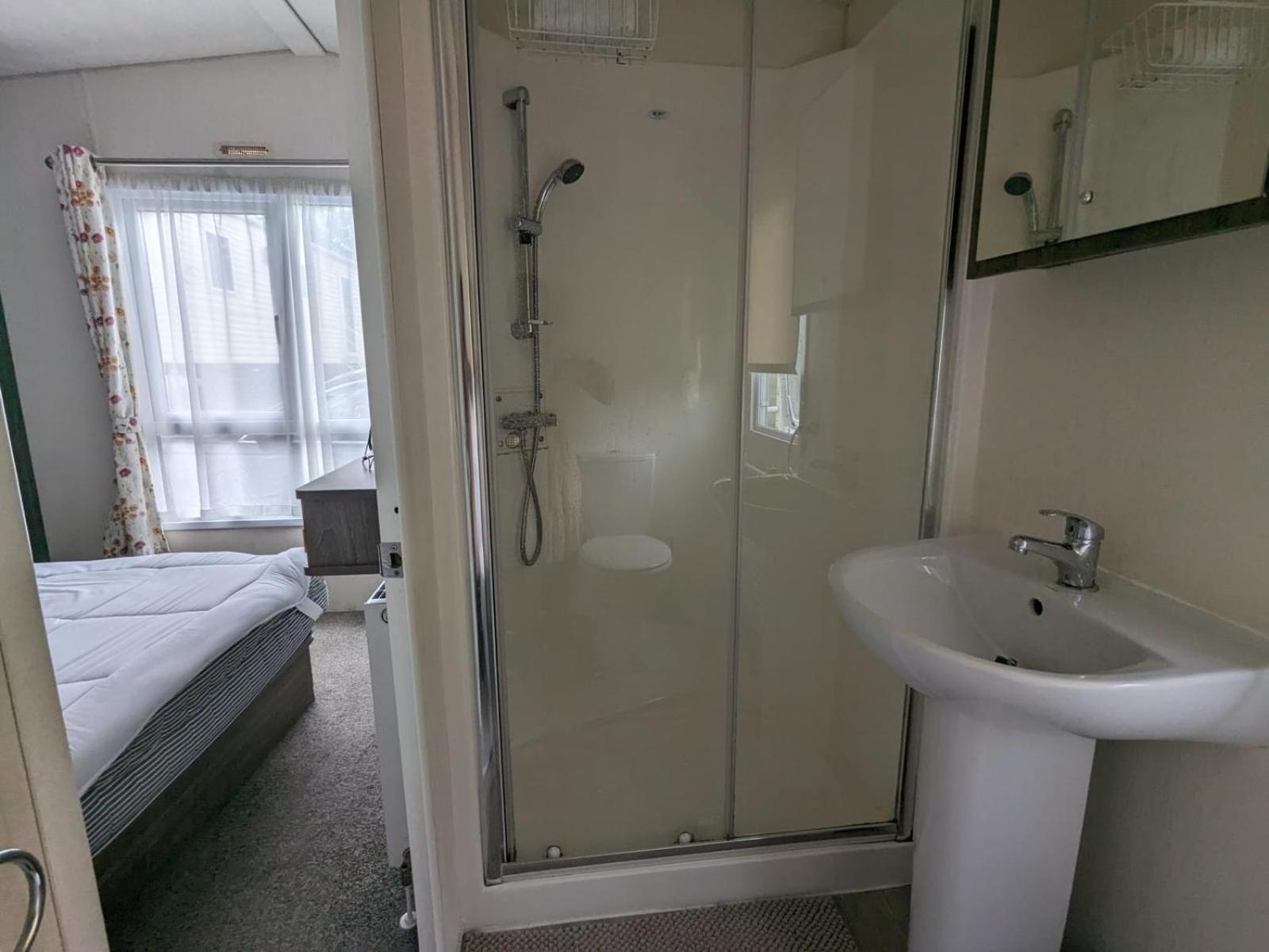 Ascot Hotel Tosside Kültér fotó